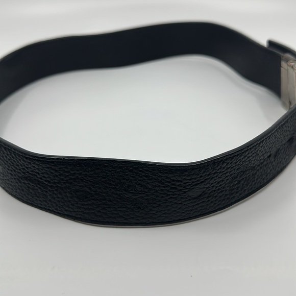 MCM Black Leather Reversible Belt with Silver M Buckle - Picture 5 of 16